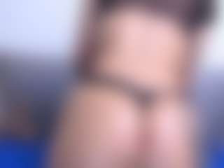 Thayra's Live Sex Cam Show