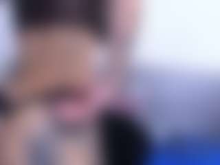 Thayra's Live Sex Cam Show