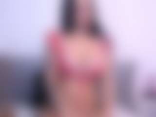 Live cam show with Thayra - Squirt Mature on Milfs Live