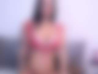 Thayra's Live Sex Cam Show