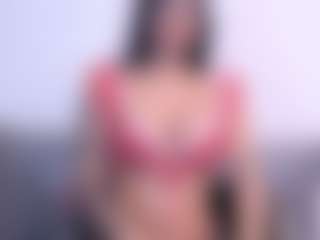 Thayra's Live Sex Cam Show