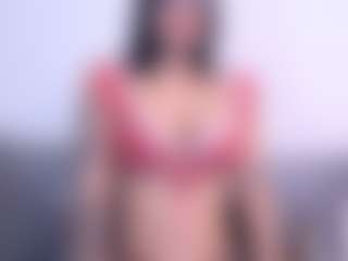 Thayra's Live Sex Cam Show