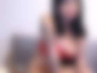 Thayra's Live Sex Cam Show