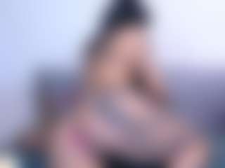 Thayra's Live Sex Cam Show