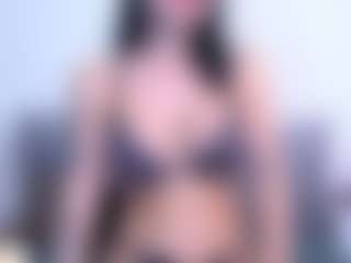 Thayra's Live Sex Cam Show