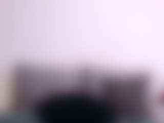 Live cam show with Thayra - Gamer Athletic on Pornisteam.com