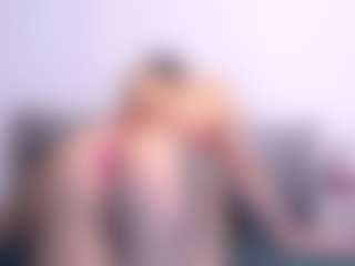 Thayra's Live Sex Cam Show