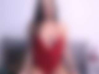 Thayra's Live Sex Cam Show