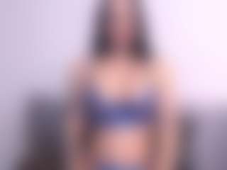 Thayra's Live Sex Cam Show