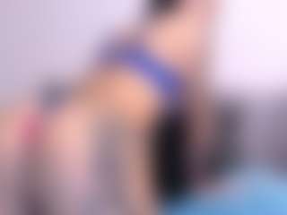 Thayra's Live Sex Cam Show