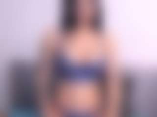 Thayra's Live Sex Cam Show