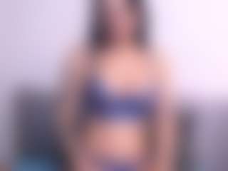 Thayra's Live Sex Cam Show
