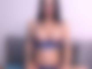 Thayra's Live Sex Cam Show