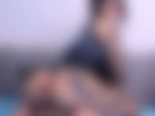 Thayra's Live Sex Cam Show