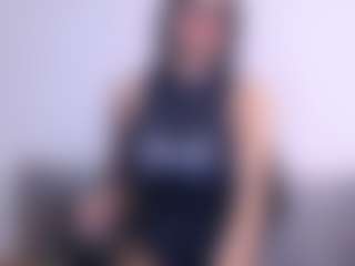 Thayra's Live Sex Cam Show
