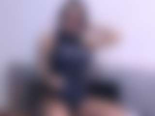 Thayra's Live Sex Cam Show