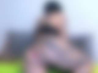 ThayraSmith's Live Sex Cam Show