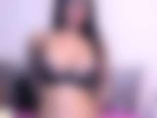 ThayraSmith's Live Sex Cam Show