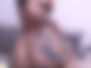 Spettacolo in cam dal vivo con ThayraSmith - Athletic Asshole su Camsoda