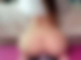 Liza Loveness's Live Sex Cam Show