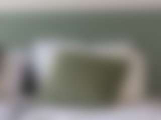 Live cam show with M W - Middle Aged on crypto-cams