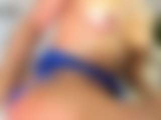 Apotheosiss's Live Sex Cam Show