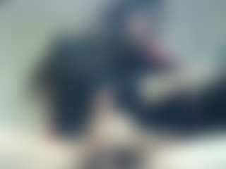 kiltro27's Live Sex Cam Show