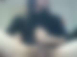 kiltro27's Live Sex Cam Show