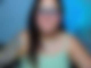 Live cam show with sharoonhills - Moaning on intimatelivegirls.com