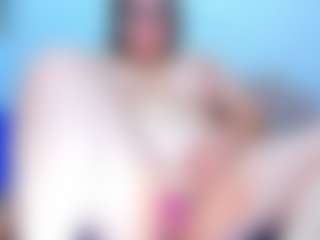 Live cam show with sharoonhills - Brown Hair on mypornchat.com