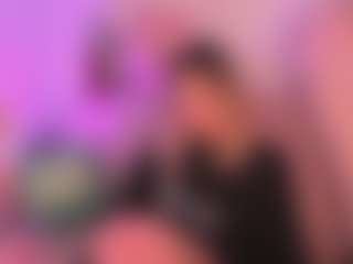 Live cam show with Tammara uwu - Lovense on Fling VIP Chat