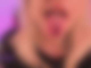Live cam show with Tammara uwu - Latina on Mixed Magazine Live | colombia