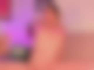 Live cam show with Tammara uwu - Petite Teen (18+) on Camsoda