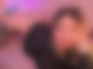 Live cam show with Tammara uwu - Deepthroat on Sweet Sext
