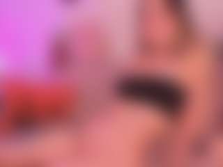 Live cam show with Tammara uwu - Shaved Pussy on Camsoda