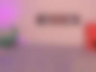 Live cam show with Tammara uwu - Small Tits on Camsoda