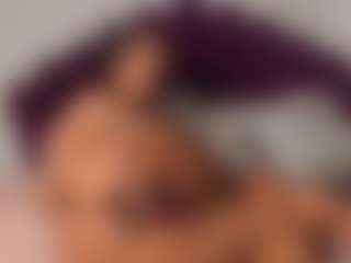 Live cam show with karla-ricochett - Gamer Brown Hair on TastyBlacksLive