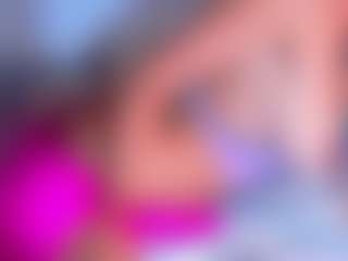 Live cam show with ElizabethWilliams - Asian Amateur on sexylivex.com