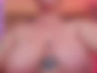 Live cam show with Rubyhot277 - Blonde Hair on intimatelivegirls.com