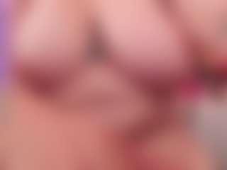 Live cam show with Rubyhot277 - Tittyfuck on fuklive.com