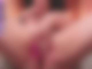Live cam show with Rubyhot277 - Bedroom on Dare Cams