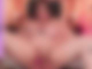 Live cam show with Rubyhot277 - Brown Eyes Blonde Hair on Camsoda