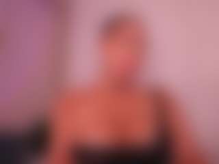 EmilyBell's Live Sex Cam Show