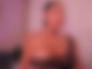 Live cam show with EmilyBell - Spank on https://playwithruby.com