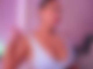 EmilyBell's Live Sex Cam Show