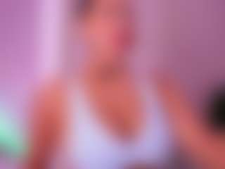 EmilyBell's Live Sex Cam Show