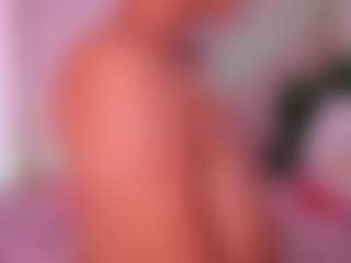 EmilyBell's Live Sex Cam Show