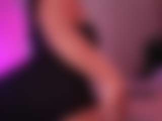 EmilyBell's Live Sex Cam Show
