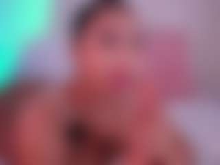 EmilyBell's Live Sex Cam Show