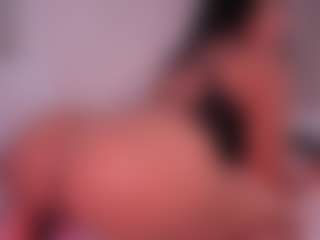 EmilyBell's Live Sex Cam Show